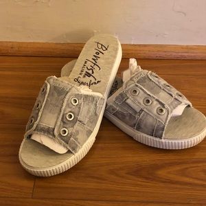 Brand New Unreleased Blowfish Sandal